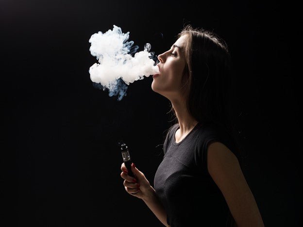 Is Vaping Bad for Your Teeth - Select Vape Club